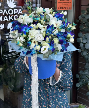 Коробка из орхидей