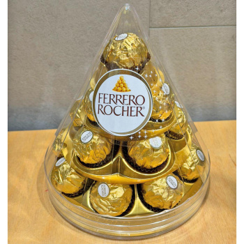 Пирамида конфет Ferrero Rocher